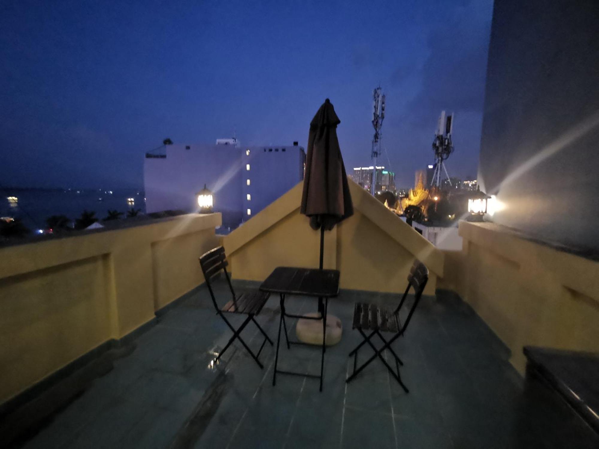 Sovanphum Riverside Phnom Penh Habitación foto